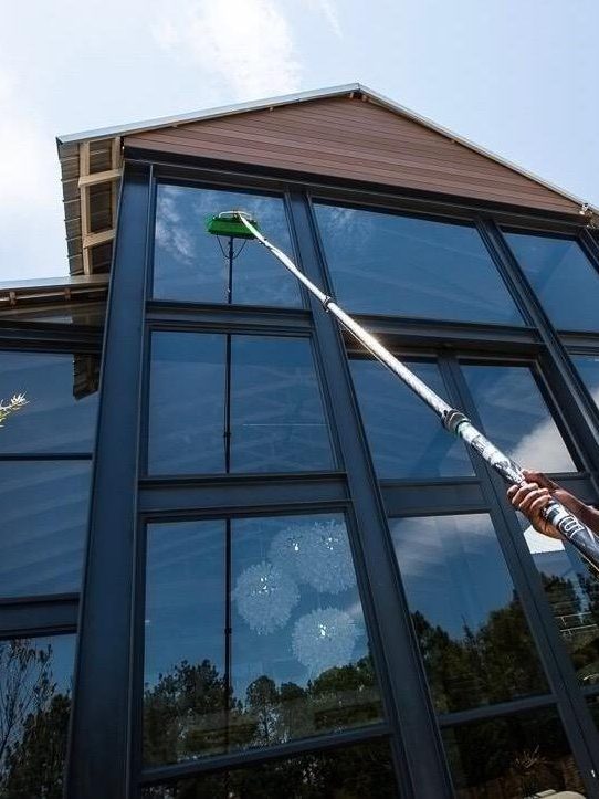 Window cleaner in Chichester and Bognor Regis