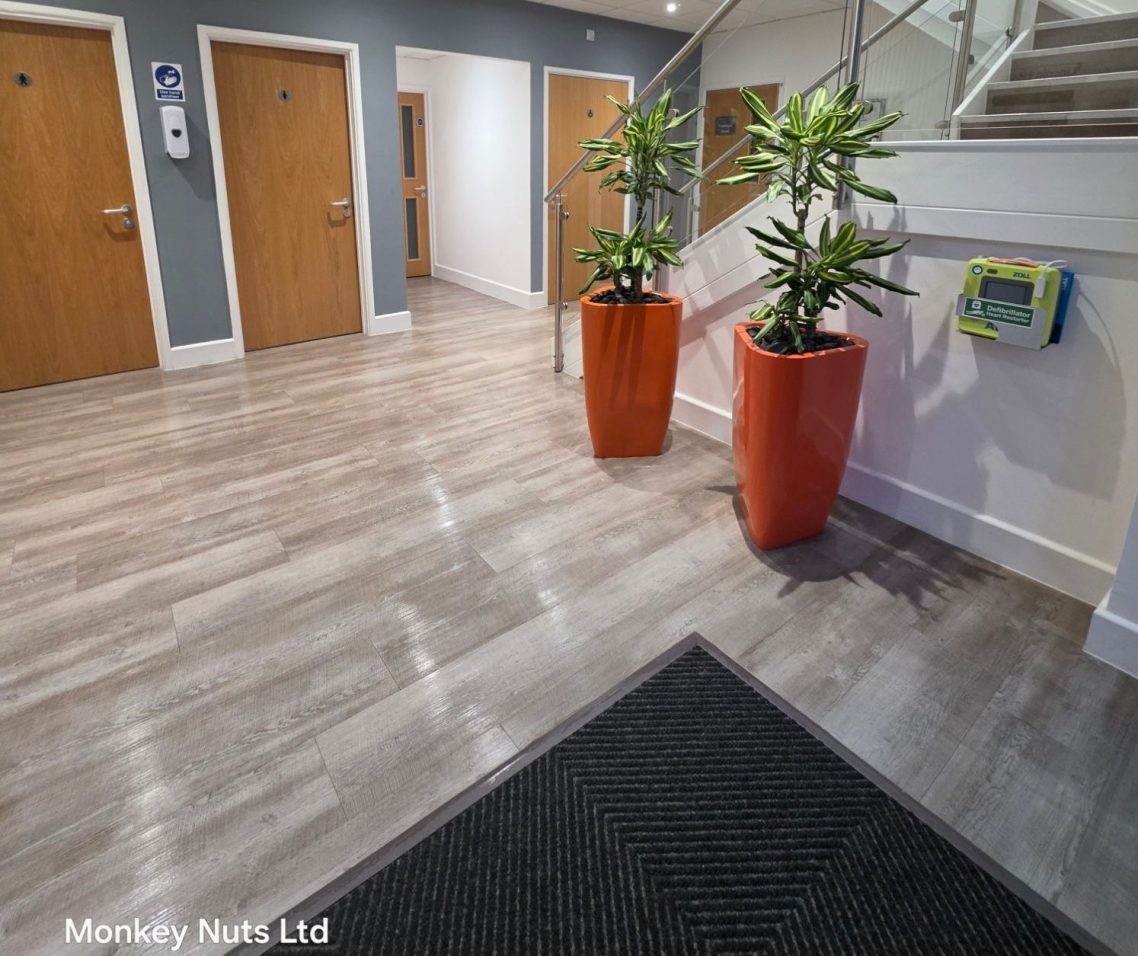 Contract commercial cleaners Contract commercial cleaners