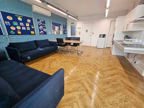 Commercial office cleaners in Chichester